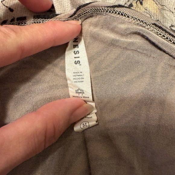 Kinesis Black and tan Patterned Women's Top - Picture 5 of 5